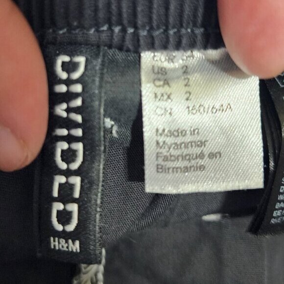 H&M Divided Baggy Black Cargo Trouser Pants Y2K Style Size 2 - Picture 13 of 14